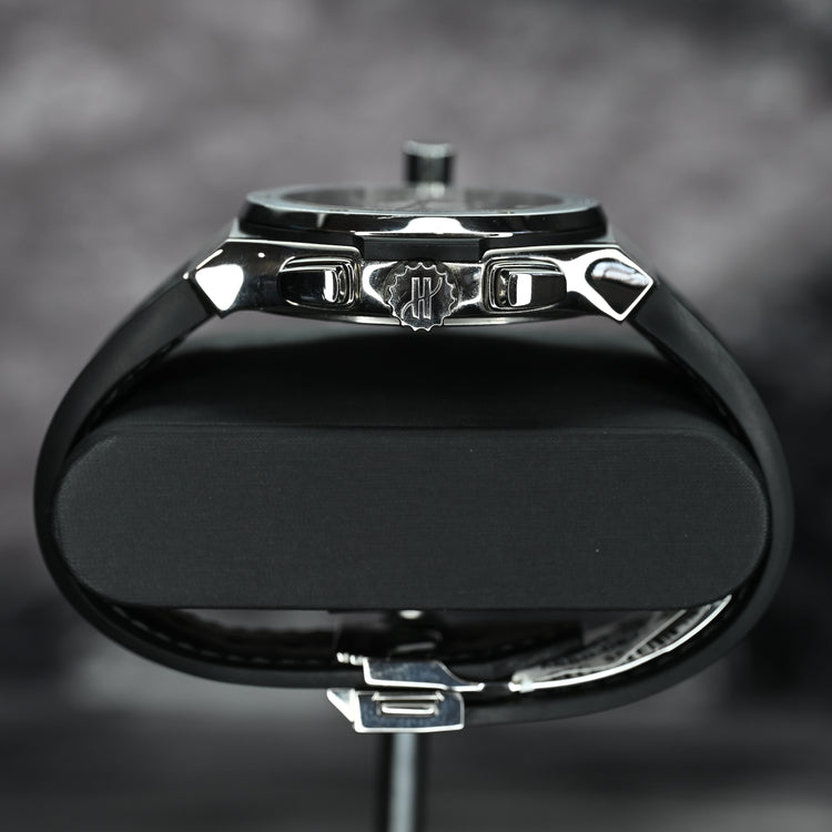 Hublot Classic Fusion Racing Grey Chronograph Titanium 45 mm, reference 521.NX.7071.LR