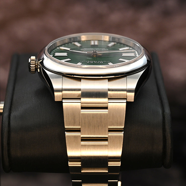 Rolex OP 124300 Green