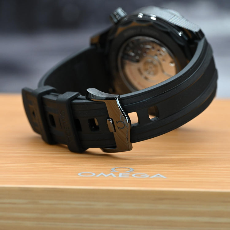 Omega Seamaster Diver 300M “Black Black” – Ref. 210.92.44.20.01.003