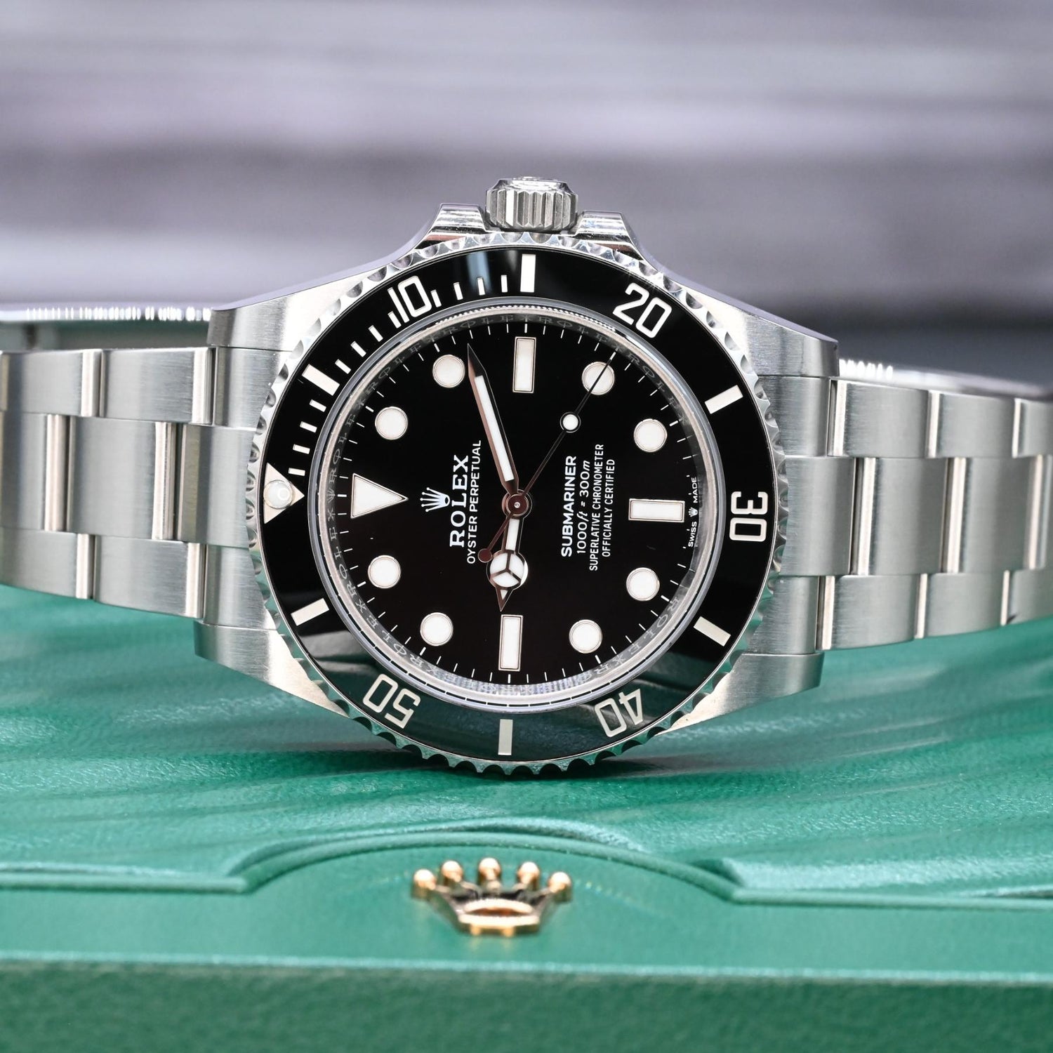 Rolex Submariner No-Date 124060 black dial watch