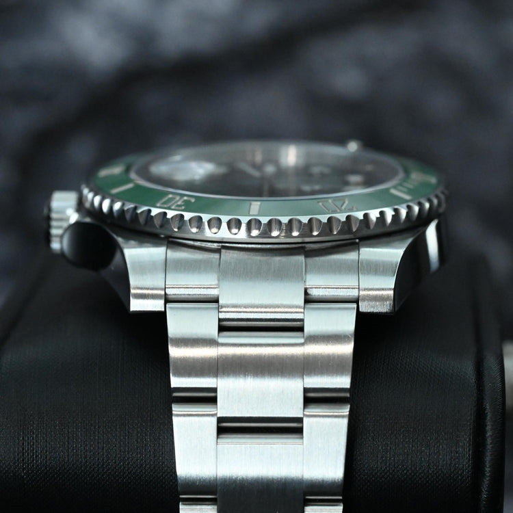 Rolex Submariner Date "Hulk" Ref. 116610LV 2018
