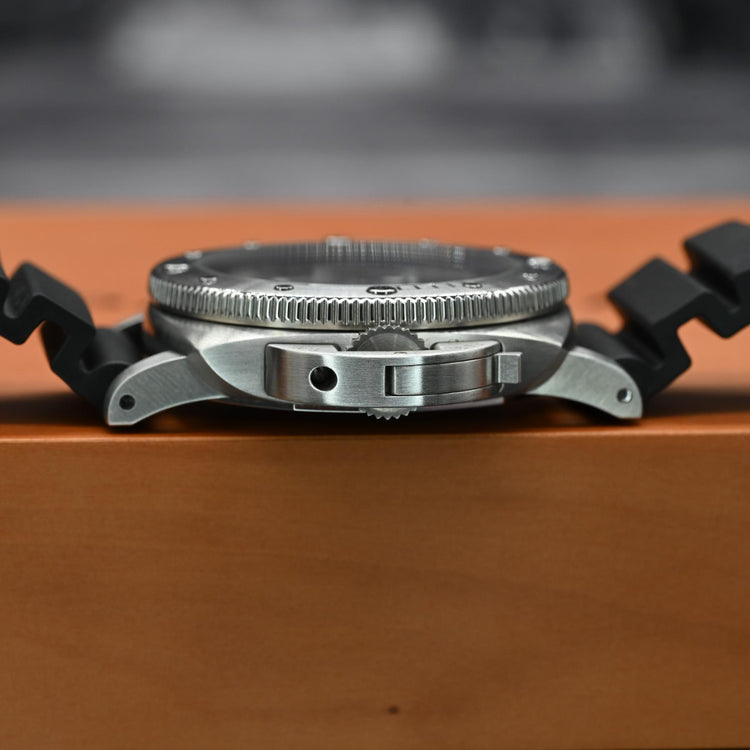 Panerai Luminor Submersible Quarantaquattro