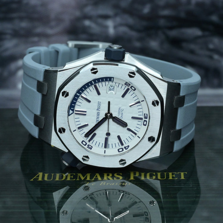 Audemars Piguet Royal Oak Offshore Diver 15710ST.OO.A010CA.01