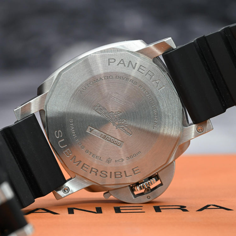 Panerai Luminor Submersible Quarantaquattro